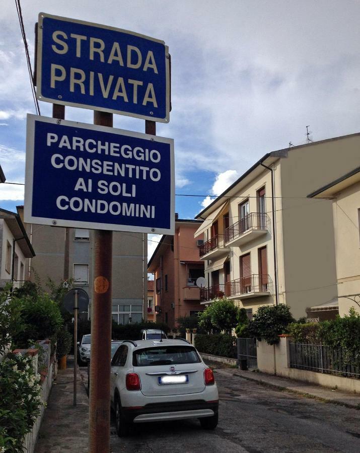 Apt Luminoso, Spazioso Con Aria Condiz E Bici Apartment Viareggio Bagian luar foto